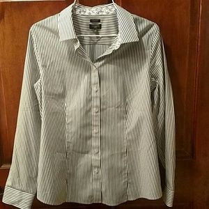 Talbots petites dress shirt, wrinkle resistant